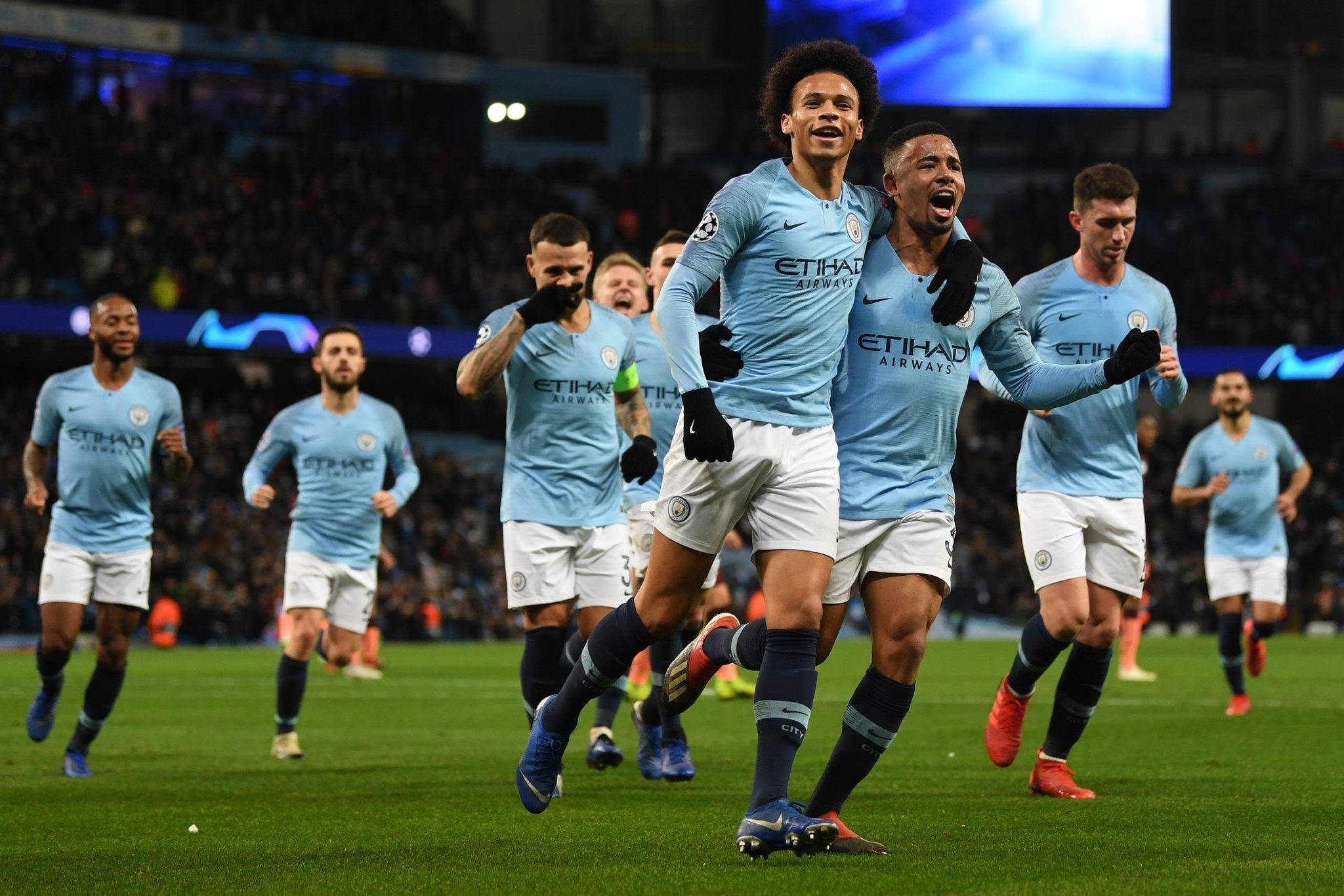 中展现出更 中展现出更